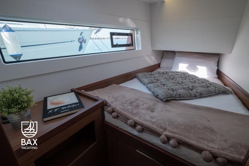Book yachts online - catamaran - Lagoon 40 - Meliti - A/C &amp; Watermaker &amp; Generator - 4+2 Cabins/4 Heads - rent