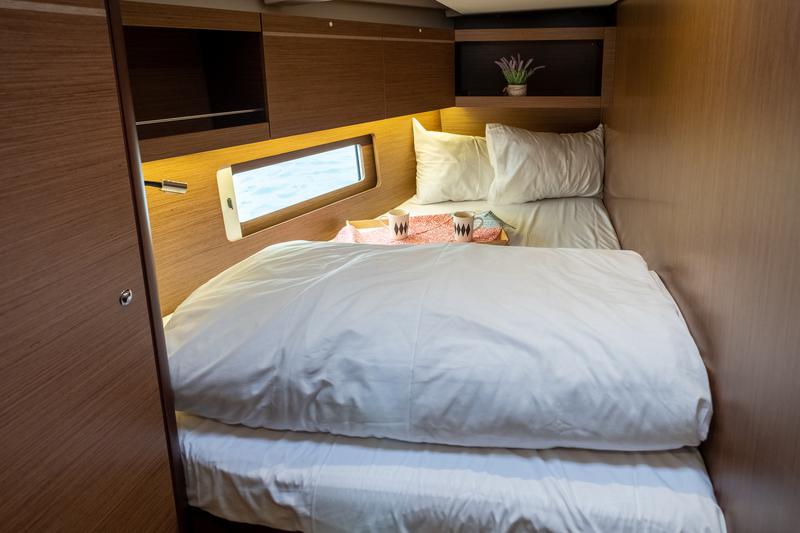 Book yachts online - sailboat - Oceanis 46.1 - July - Watermaker 12V (4 Cabins 4 Heads ) - rent