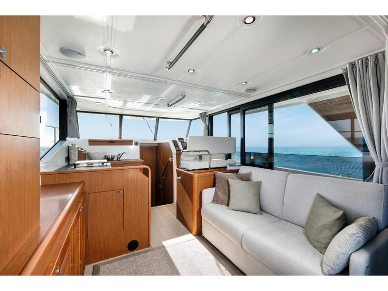 Book yachts online - motorboat - Swift Trawler 35 - KAYCI - rent