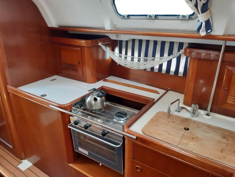 Book yachts online - sailboat - Oceanis 411 - Hope II - rent