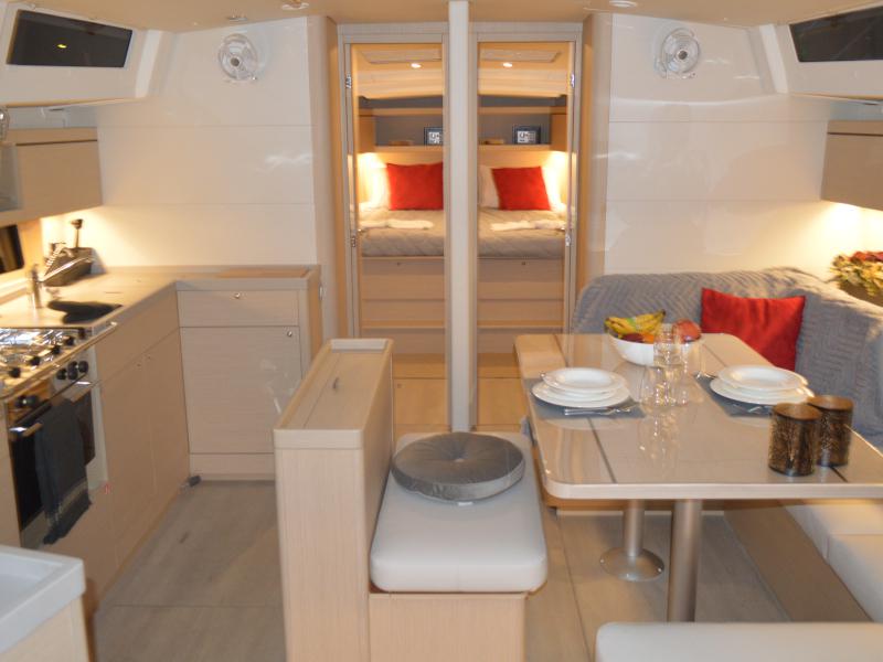 Book yachts online - sailboat - Oceanis 46.1 - Beautiful Helen - rent