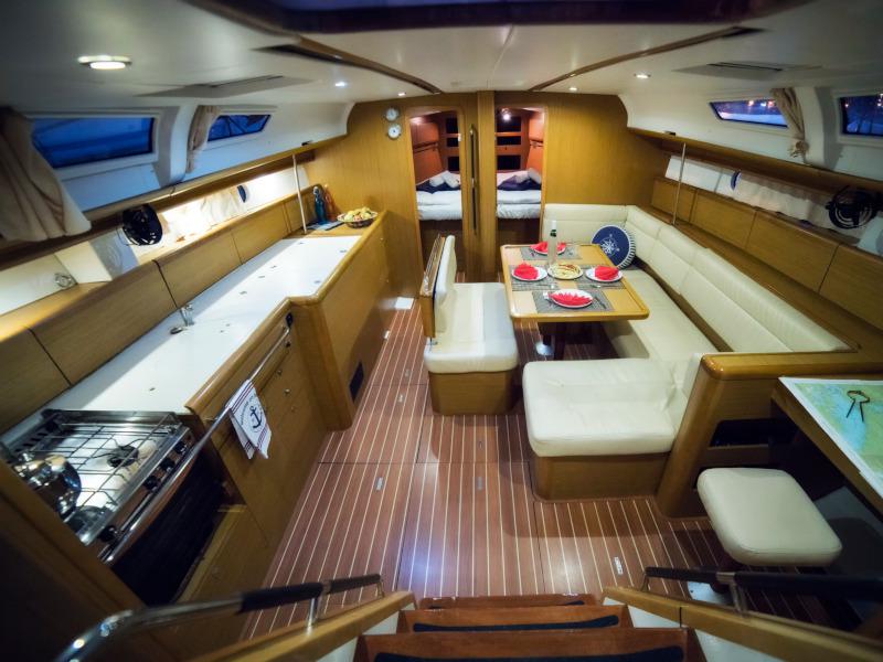 Book yachts online - sailboat - Sun Odyssey 44 i - Eleni (NEW sails 2021) - rent