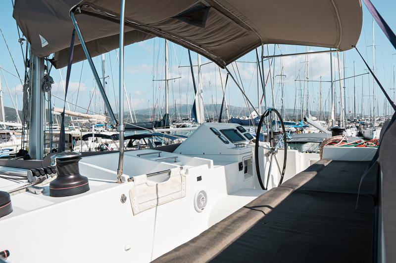Book yachts online - catamaran - Lagoon 450 - NEFELI IV - rent