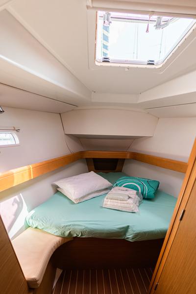 Book yachts online - sailboat - Sun Odyssey 42DS - IRENE - rent