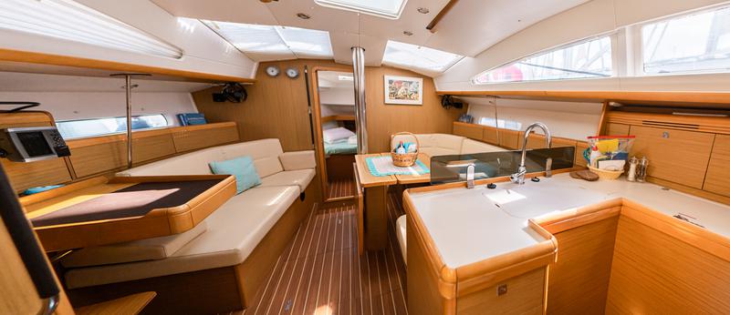 Book yachts online - sailboat - Sun Odyssey 42DS - IRENE - rent