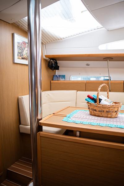 Book yachts online - sailboat - Sun Odyssey 42DS - IRENE - rent