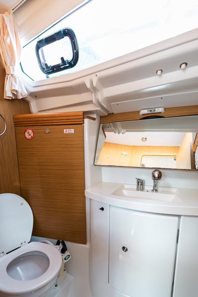 Book yachts online - sailboat - Sun Odyssey 42DS - IRENE - rent