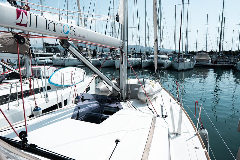Book yachts online - sailboat - Sun Odyssey 419 - IZZI - rent