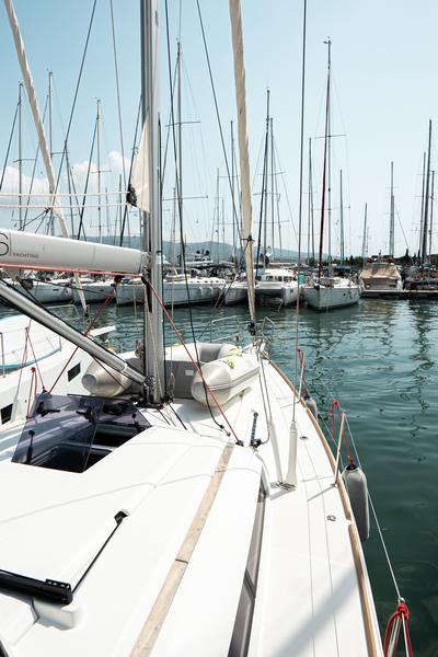 Book yachts online - sailboat - Sun Odyssey 419 - IZZI - rent
