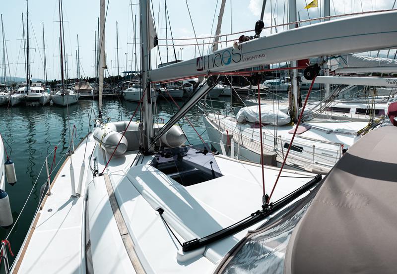 Book yachts online - sailboat - Sun Odyssey 419 - IZZI - rent