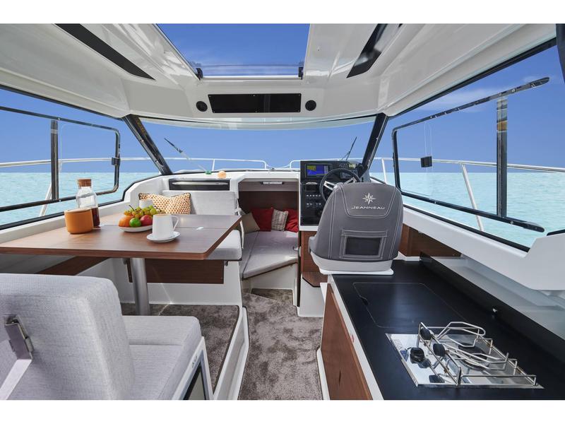 Book yachts online - motorboat - Merry Fisher 795 Serie 2 - Chill Out - rent