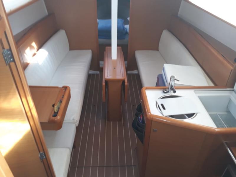 Book yachts online - sailboat - Sun Odyssey 33i - Arosa - rent