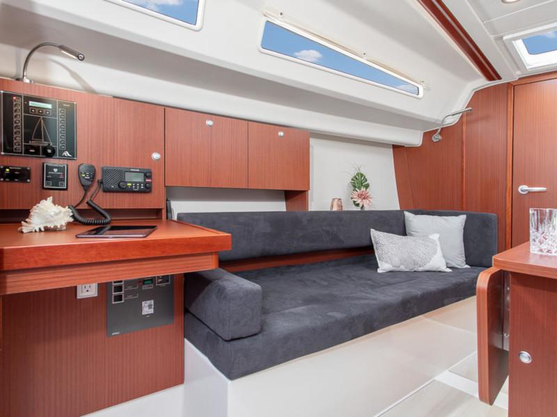 Book yachts online - sailboat - Hanse 315 - Waldi - rent