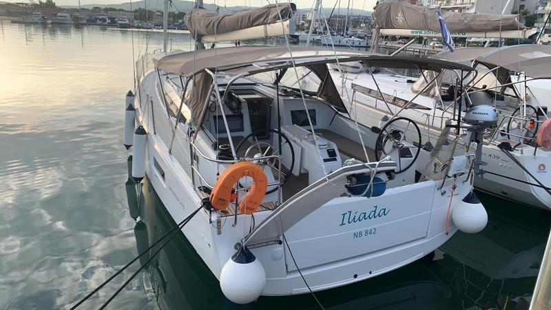 Book yachts online - sailboat - Sun Odyssey 410 - Iliada - rent