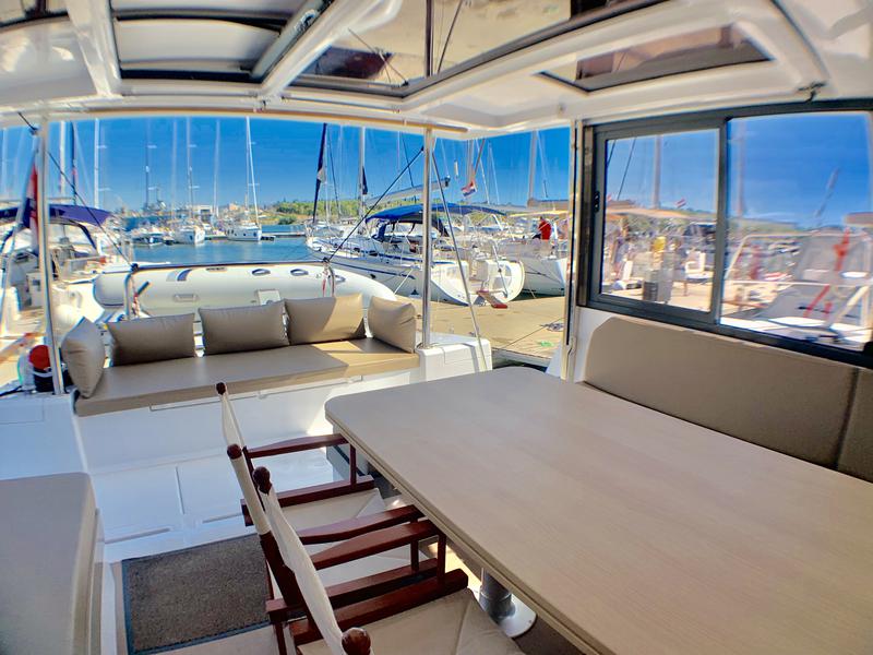 Book yachts online - catamaran - Bali 4.1 - WENDY - rent