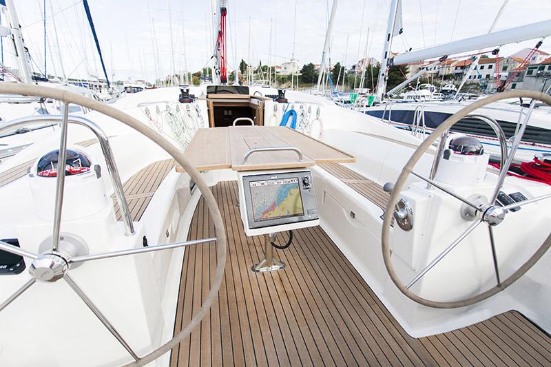Book yachts online - sailboat - Delphia 47-4 - TEAM ADVENTURE - rent
