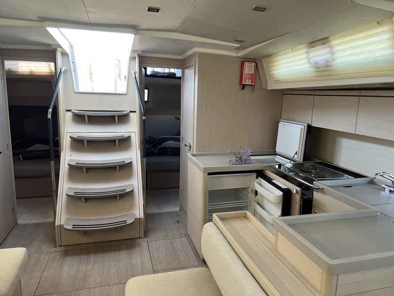 Book yachts online - sailboat - Oceanis 51.1 - ANNA - rent