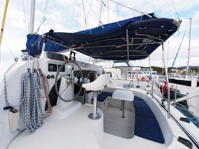 Book yachts online - catamaran - Lagoon 380 - Elan - rent