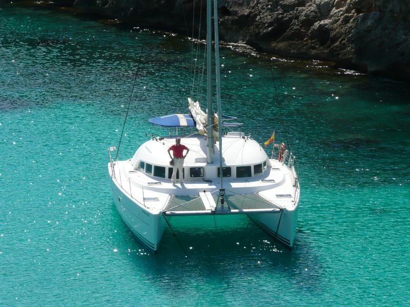 Book yachts online - catamaran - Lagoon 380 - Elan - rent