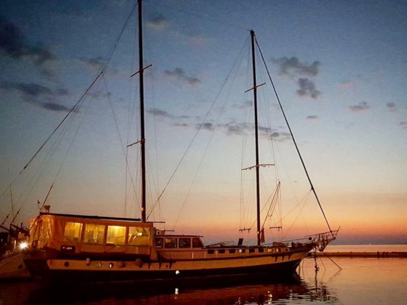 Book yachts online - other - Gulet - KAPTAN YILMAZ II (6 cabins + 2 bookable as extra) - rent
