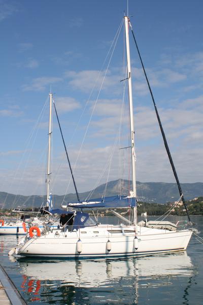 Book yachts online - sailboat - Sun Odyssey 37 - ALKI - rent