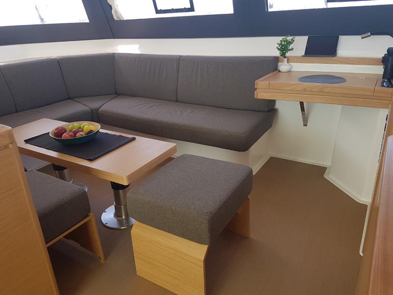 Book yachts online - catamaran - Dufour Catamaran 48 - Albertina II - rent