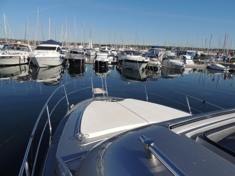 Book yachts online - motorboat - Mirakul 30 - MAX  2 - rent