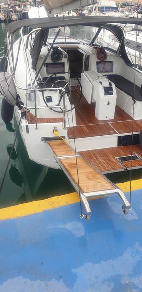 Book yachts online - sailboat - Sun Odyssey 410 Performance - The song is you - rent