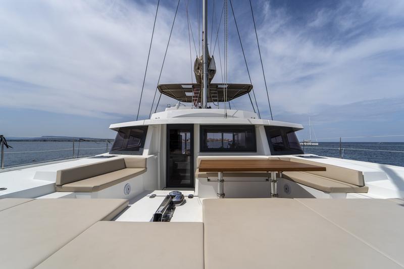 Book yachts online - catamaran - Bali 5.4. - Elena - rent