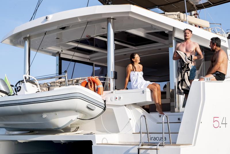 Book yachts online - catamaran - Bali 5.4. - Elena - rent