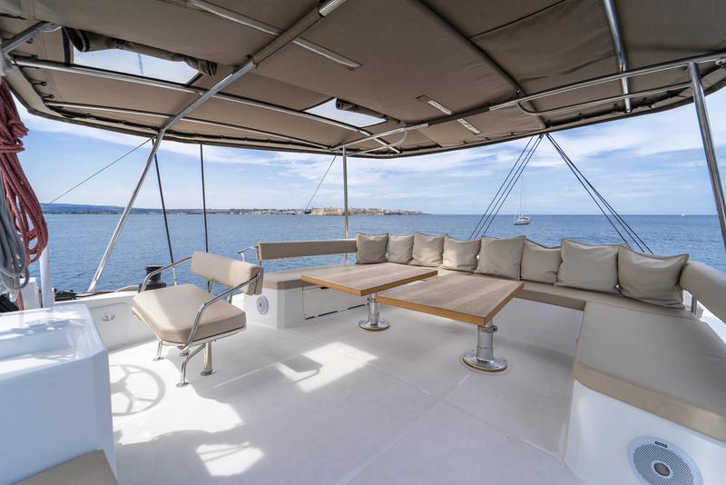 Book yachts online - catamaran - Bali 5.4. - Sikelia - rent