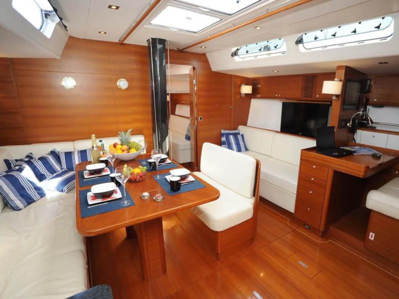 Book yachts online - sailboat - X-65 - Eline - rent