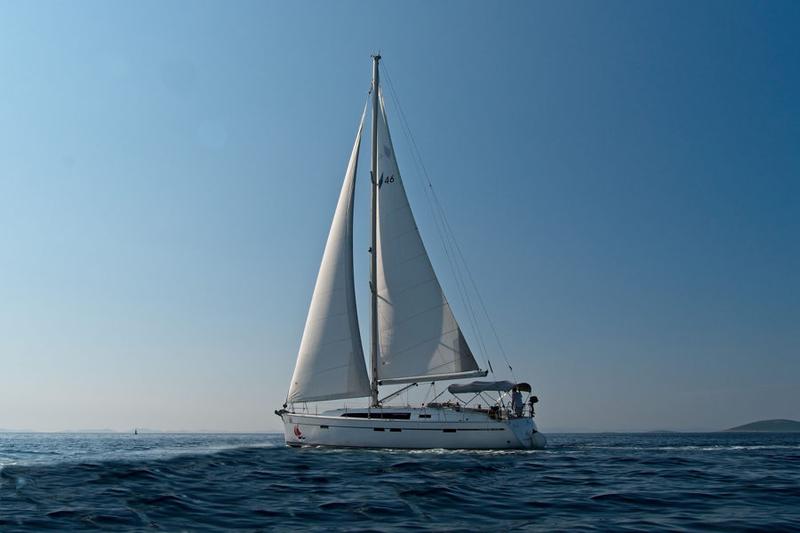 Book yachts online - sailboat - Bavaria 46 CN - MH 47 - rent