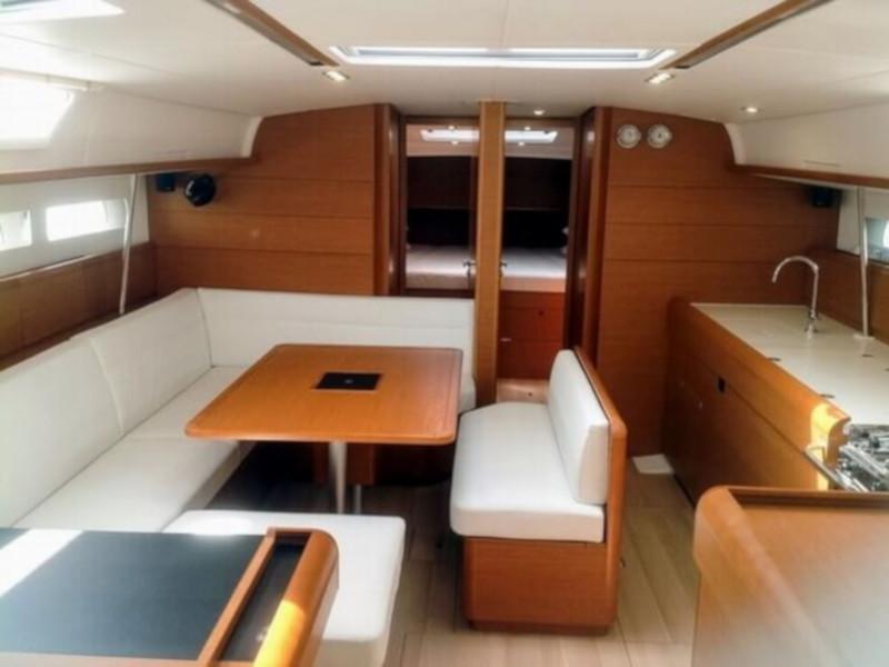 Book yachts online - sailboat - Sun Odyssey 519 - Skopelos - rent