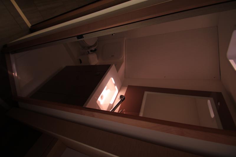 Book yachts online - catamaran - Fountaine Pajot Lucia 40 - Lipara (Ac+Gen+Wm) - rent