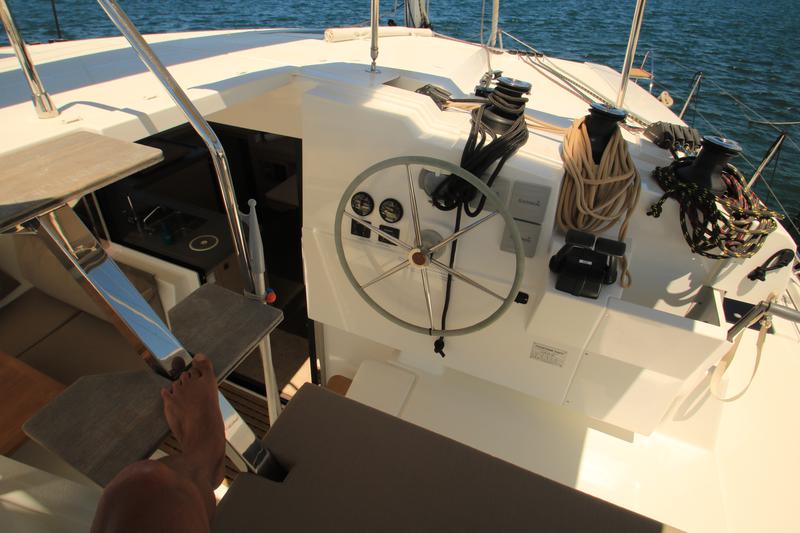 Book yachts online - catamaran - Fountaine Pajot Lucia 40 - Lipara (Ac+Gen+Wm) - rent
