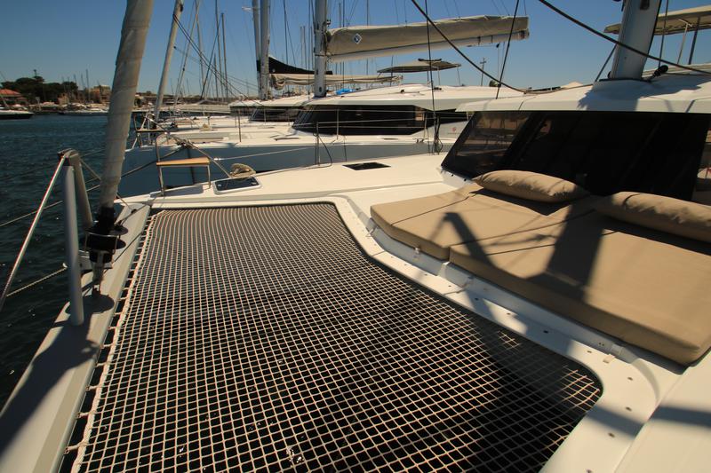 Book yachts online - catamaran - Fountaine Pajot Lucia 40 - Lipara (Ac+Gen+Wm) - rent