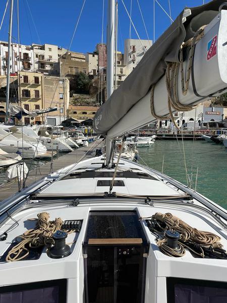 Book yachts online - sailboat - Dufour 470 - Egusa - rent