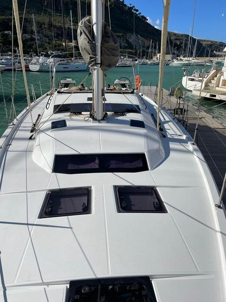 Book yachts online - sailboat - Dufour 470 - Egusa - rent