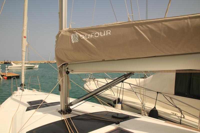 Book yachts online - sailboat - Dufour 390 Grand Large - DILI (vers 50hp+Gas Bbq) - rent