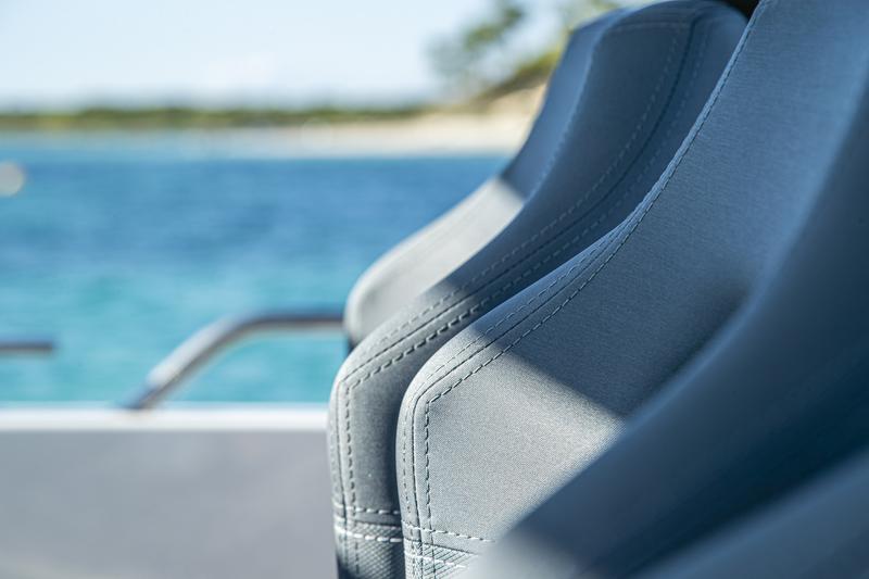 Book yachts online - motorboat - Nimbus Tender T11 - RUDDY - rent