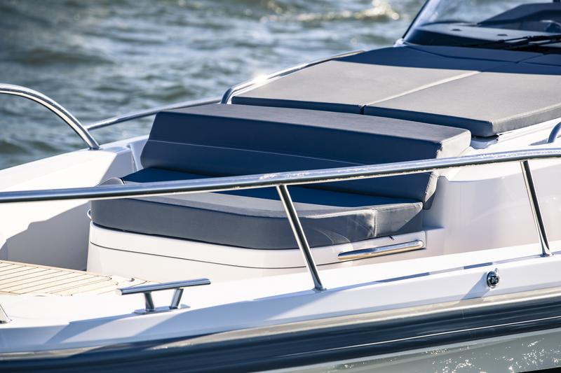 Book yachts online - motorboat - Nimbus Tender T11 - RUDDY - rent