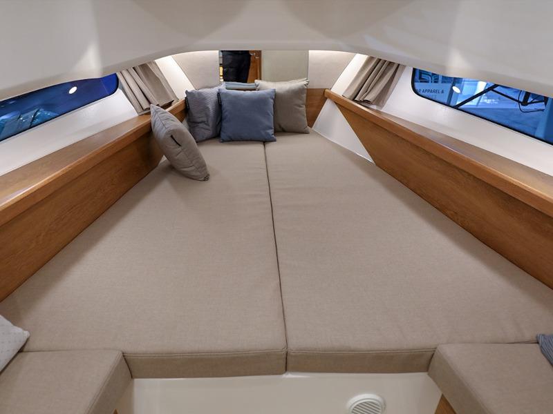 Book yachts online - motorboat - Nimbus Tender T11 - RUDDY - rent