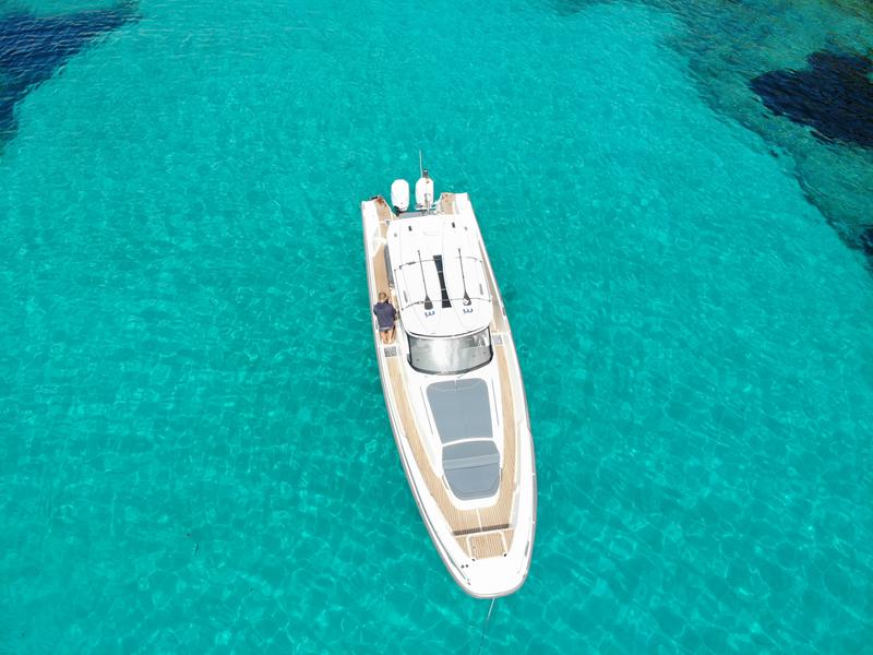 Book yachts online - motorboat - Nimbus Tender T11 - RUDDY - rent