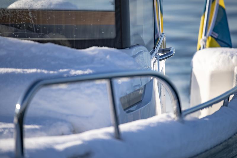 Book yachts online - motorboat - Nimbus Commuter 9 - STICH - rent