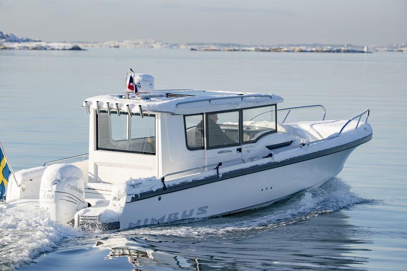 Book yachts online - motorboat - Nimbus Commuter 9 - STICH - rent