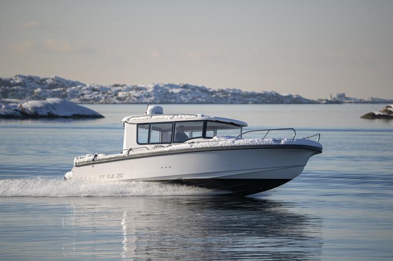Book yachts online - motorboat - Nimbus Commuter 9 - STICH - rent