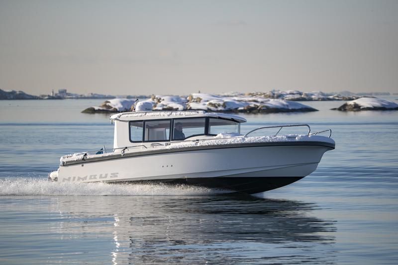 Book yachts online - motorboat - Nimbus Commuter 9 - STICH - rent