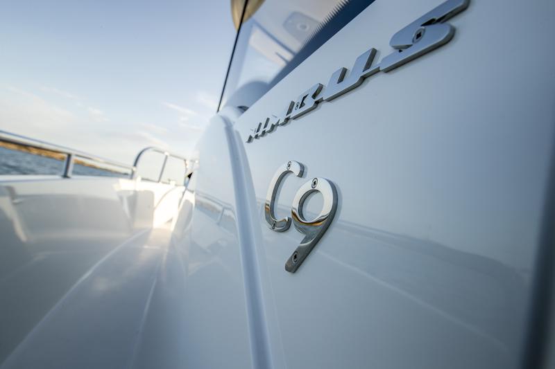 Book yachts online - motorboat - Nimbus Commuter 9 - STICH - rent