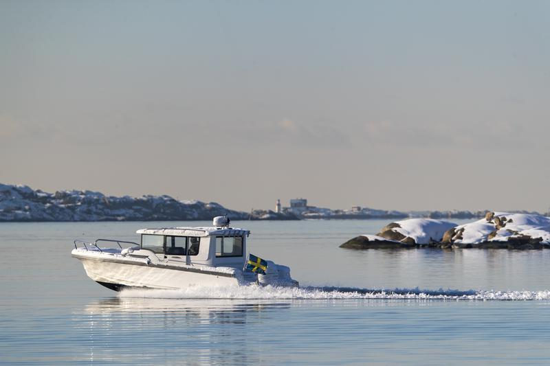 Book yachts online - motorboat - Nimbus Commuter 9 - STICH - rent